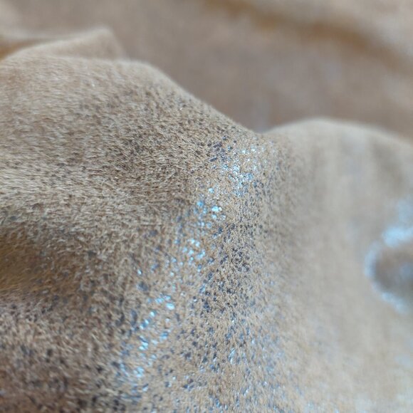 ONLY Suede Short-Sleeve T-Shirt - Picture 11 of 11